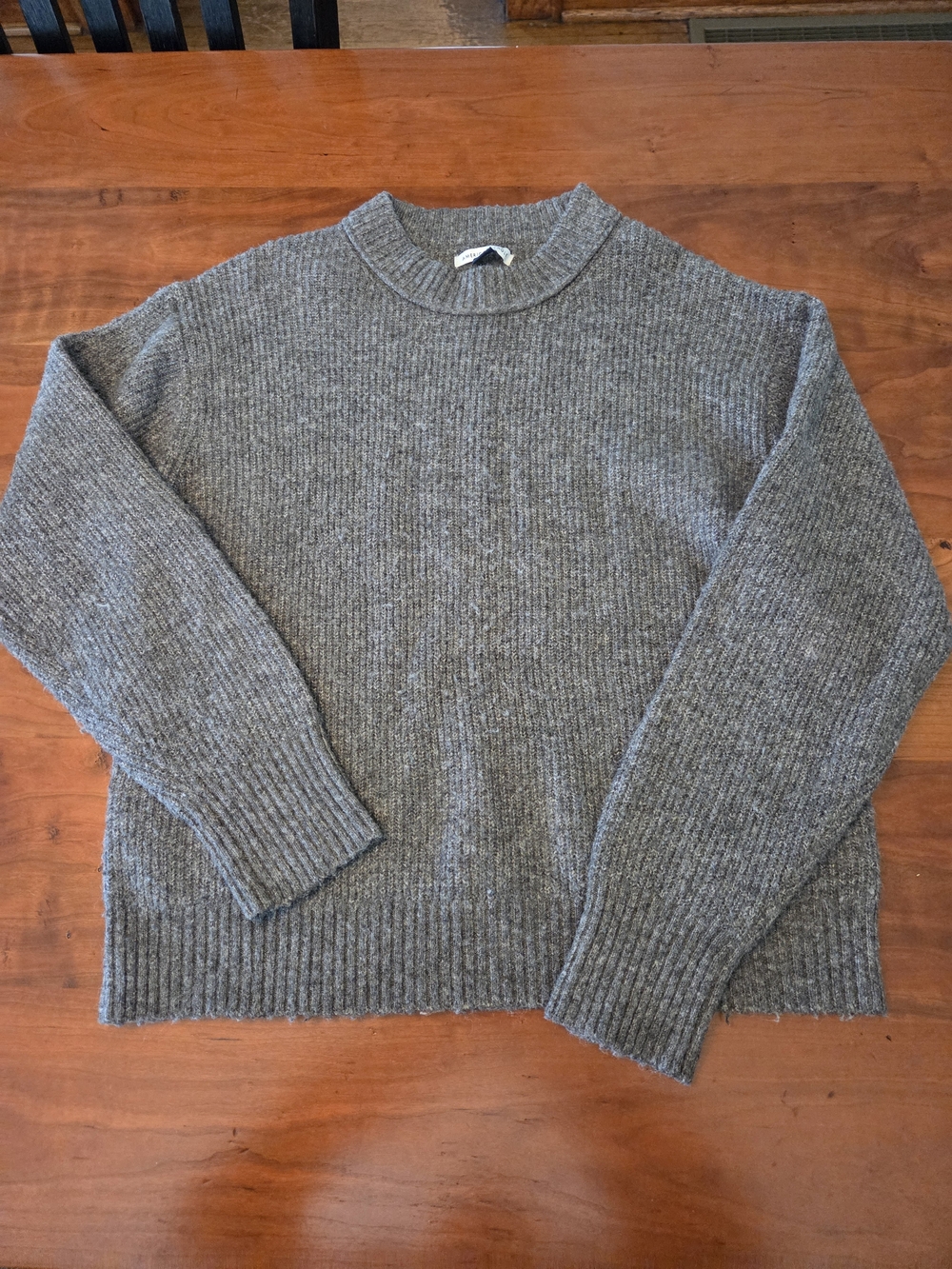 Women's Gray Ribbed Crewneck Sweater